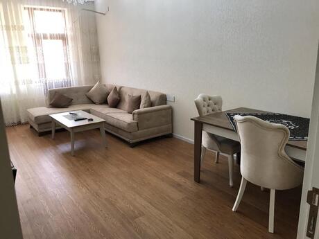 Kirayə 3 otaqlı mənzil, 100 m², Şah İsmayıl Xətai: 1 200 ₼/ay 4