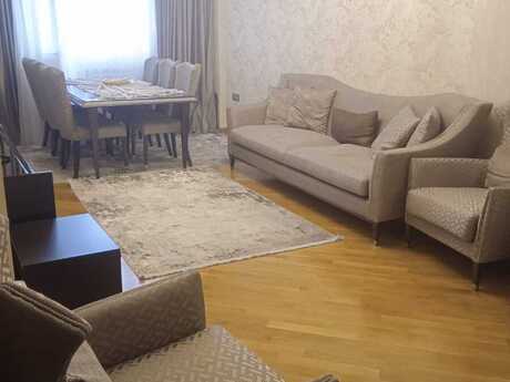Объявление №6402158 - Баку, пос. Бадамдар, 5-комн., 165 м², 5/16 этаж