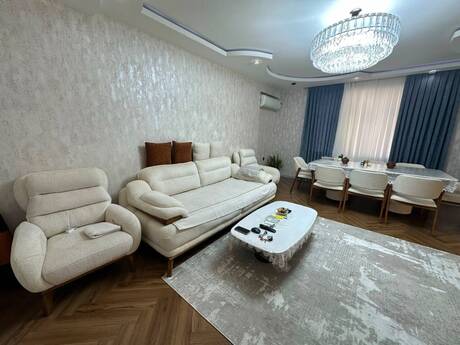 3 otaqlı mənzil, 123 m², İnşaatçılar: 358 000 ₼ 2