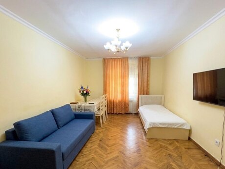 Elan №6402227 - Bakı, Nəriman Nərimanov m., 3 otaqlı, 80 m², 1/5 mərtəbə