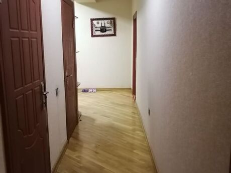 3 otaqlı mənzil, 131 m², 20 Yanvar: 300 000 ₼ 3