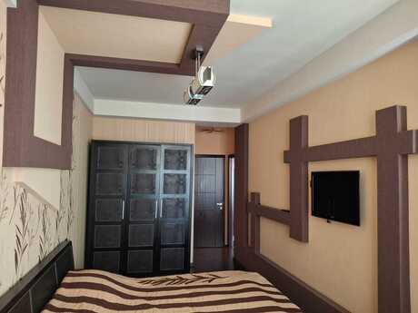 4 otaqlı mənzil, 160 m², İnşaatçılar: 365 000 ₼ 5