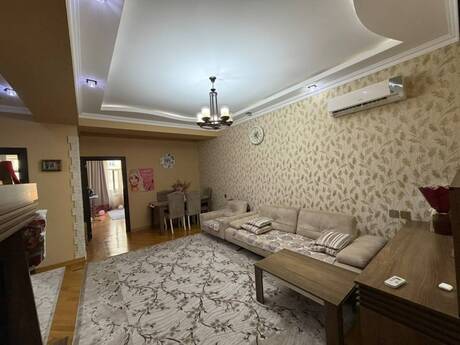 3 otaqlı mənzil, 107 m², Neftçilər: 272 000 ₼ 2
