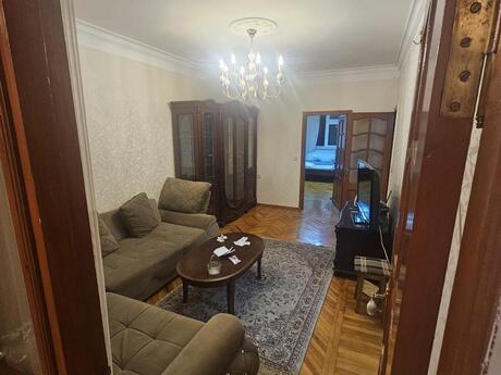 Объявление №6402339 - Баку, пос. 8-й мкр, 3-комн., 80 м², 4/5 этаж