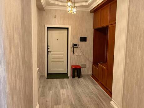 Kirayə 3 otaqlı mənzil, 135 m², Nəsimi: 1 000 ₼/ay 4