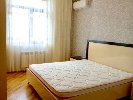 Elan №6402385 - Bakı, Nəsimi r., 2 otaqlı, 70 m², 12/21 mərtəbə