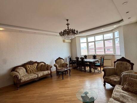 3 otaq · 150 m² · 13/16 mərtəbə, Nizami