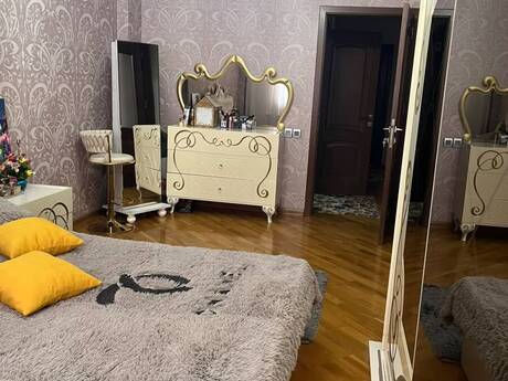 4 otaqlı mənzil, 165 m², İnşaatçılar: 300 000 ₼ 5