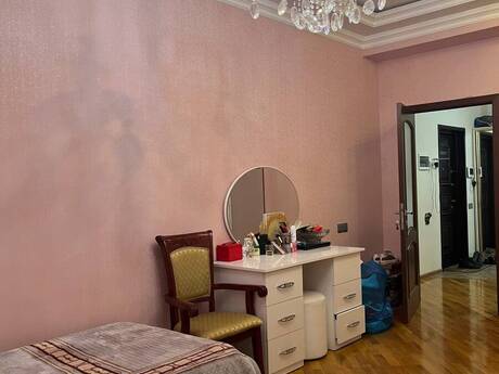 4 otaqlı mənzil, 165 m², İnşaatçılar: 300 000 ₼ 4