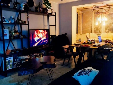 2 otaq · 44 m² · 5/5 mərtəbə, İnşaatçılar