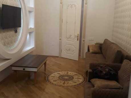 2 otaq · 56 m² · 2/5 mərtəbə, 28 May