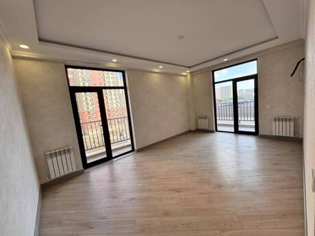 3 rooms · 107 m² · floor 14/14, West Town