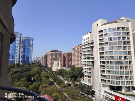 Kirayə 3 otaqlı mənzil, 130 m², Nizami: 950 ₼/ay 2