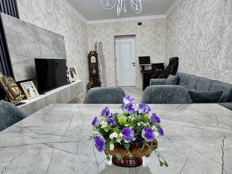 Объявление №6393355 - Баку, пос. Бакиханова, 3-комн., 75 м², 2/5 этаж