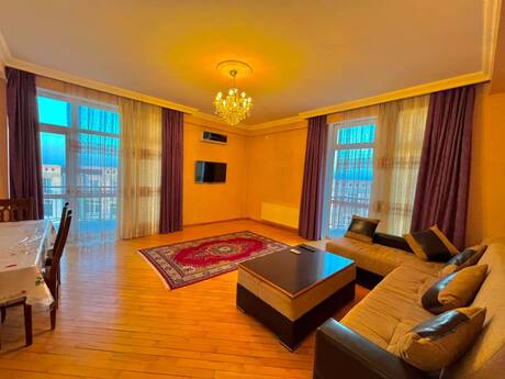 Kirayə 3 otaqlı mənzil, 133 m², Nəriman Nərimanov: 900 ₼/ay 3