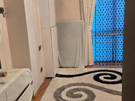 3-room apartment for rent, 175 m², Sahil: 3 200 ₼/mo 4