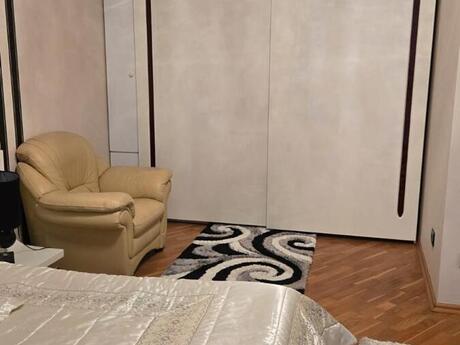 3-room apartment for rent, 175 m², Sahil: 3 200 ₼/mo 5