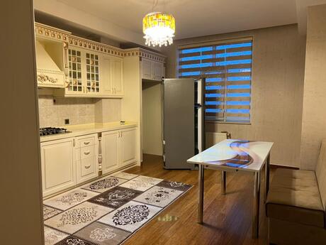 3-room apartment for rent, 100 m², Həzi Aslanov: 50 ₼/mo 4