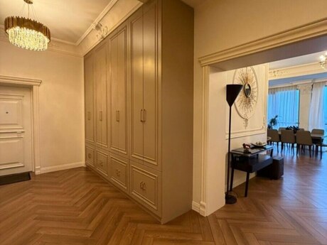 Kirayə 3 otaqlı mənzil, 165 m², Nizami: 2 000 ₼/ay 2
