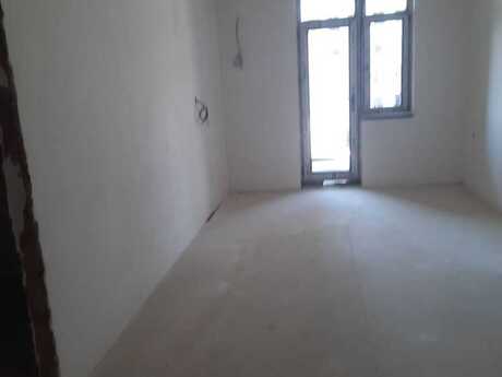 1 otaqlı mənzil, 40 m², 28 May: 138 000 ₼ 3