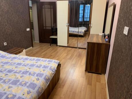 Kirayə 3 otaqlı mənzil, 130 m², Nəsimi: 1 100 ₼/ay 4