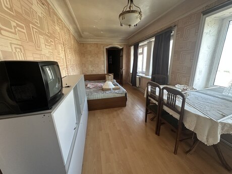 Аренда: 4-комнатная квартира, 100 м², İçəri Şəhər: 850 ₼/мес 2