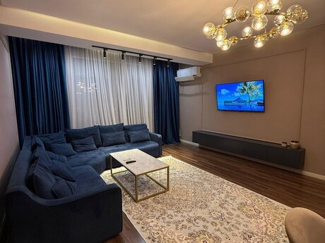 Elan №6402941 - Bakı, İnşaatçılar m., 3 otaqlı, 117 m², 15/19 mərtəbə