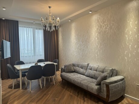 2 rooms · 85 m² · floor 9/16, 20 Yanvar