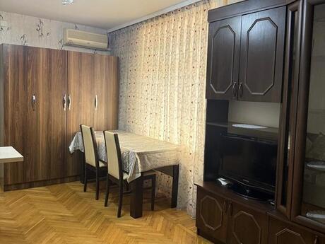 Объявление №6402984 - Баку, м. Элмляр Академиясы, 2-комн., 55 м², 4/5 этаж