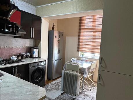 4 otaqlı mənzil, 100 m², Bakıxanov: 220 000 ₼ 3