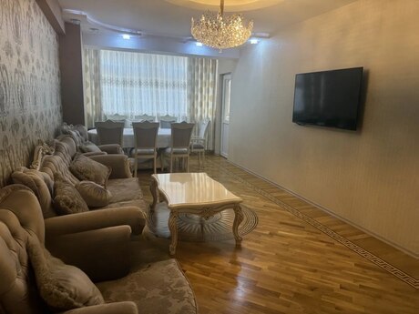 3 otaqlı mənzil, 130 m², Nəriman Nərimanov: 320 000 ₼ 2