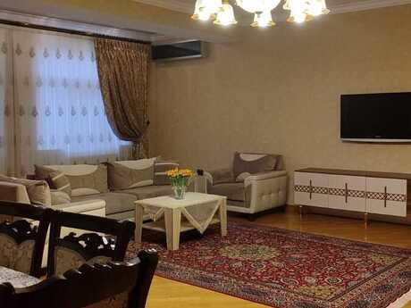 Объявление №6403054 - Баку, м. Низами, 2-комн., 115 м², 2/12 этаж