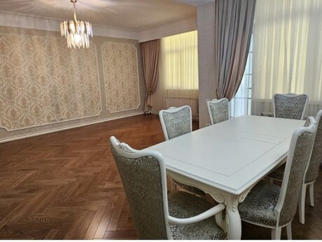 Elan №6403073 - Bakı, Elmlər Akademiyası m., 4 otaqlı, 204 m², 7/18 mərtəbə