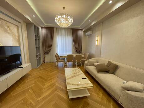 Kirayə 3 otaqlı mənzil, 140 m², Ağ şəhər: 2 500 ₼/ay 5