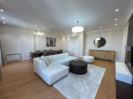 Kirayə 3 otaqlı mənzil, 175 m², İzmir Residence: 3 000 ₼/ay 2
