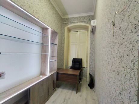 Elan №6403097 - Bakı, Sahil m., 18 m²