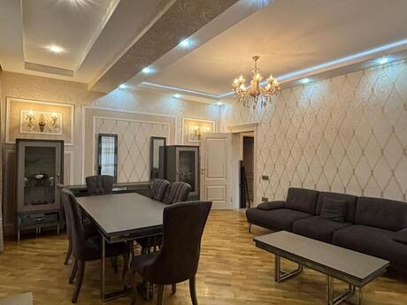 Объявление №6403178 - Баку, м. 8 ноября, 3-комн., 125 м², 8/16 этаж