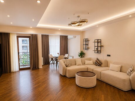 Kirayə 3 otaqlı mənzil, 145 m², Park Azure: 2 500 ₼/ay 2