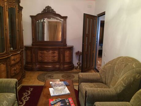 4-room apartment, 100 m², Nəriman Nərimanov: 242 000 ₼ 2
