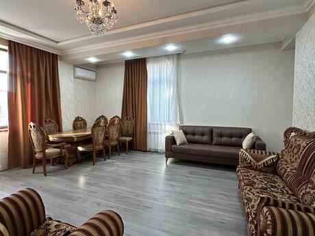 2 otaqlı mənzil, 85 m², Bakıxanov: 178 000 ₼ 2