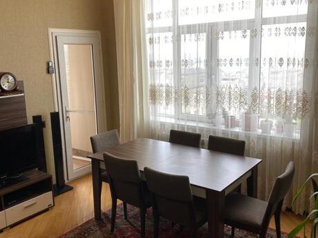 3-комнатная квартира, 80 м², Nəsimi: 172 000 ₼ 3