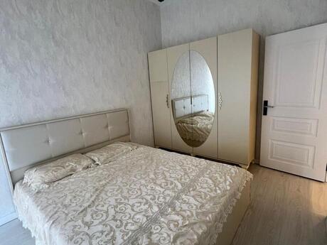 Аренда: 2-комнатная квартира, 79 м², Həzi Aslanov: 750 ₼/мес 4
