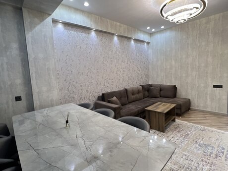 Аренда: 2-комнатная квартира, 60 м², 8 Noyabr: 998 ₼/мес 3