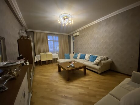 2-room apartment, 84 m², Nəriman Nərimanov: 260 000 ₼ 2
