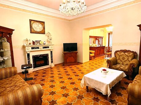 3-комн. · 106 m² · 2/5 этаж, İçəri Şəhər
