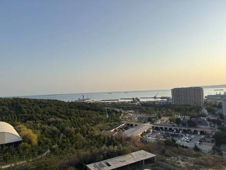 4-комнатная квартира, 179 м², Həzi Aslanov: 349 000 ₼ 3