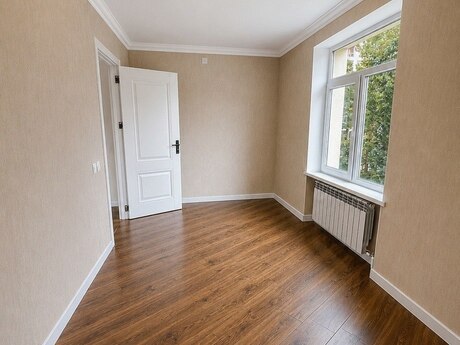 Продаётся 2-комнатная квартира в старом фонде, Qara Qarayev, 55 м², 162 000 AZN, фото 2 / 8