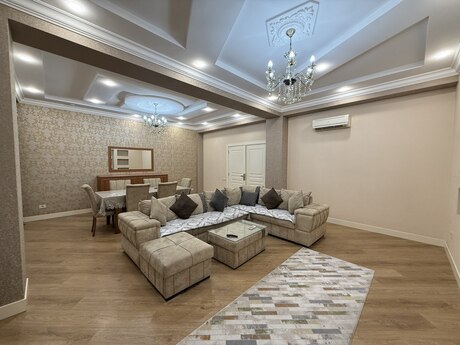 Kirayə 3 otaqlı mənzil, 150 m², Ağ şəhər: 1 500 ₼/ay 2