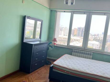 3-room apartment for rent, 65 m², Gənclik: 700 ₼/mo 2