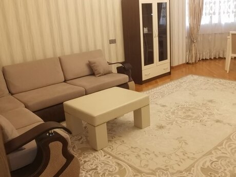 Kirayə 3 otaqlı mənzil, 130 m², Nəsimi: 1 000 ₼/ay 4